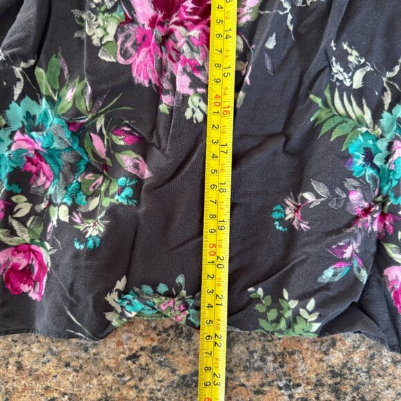 Torrid Babydoll Challis Smocked Cami GRAY FLORAL - size 1X - Picture 9 of 11